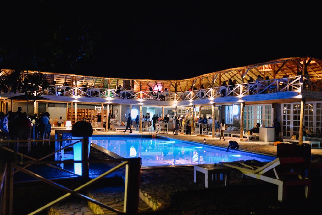 Pili Pili Boutique Hotel キガリ エクステリア 写真