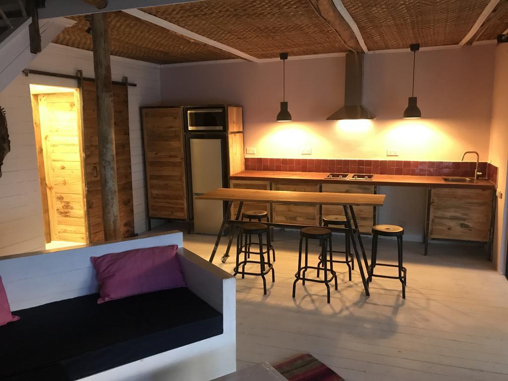 Pili Pili Boutique Hotel キガリ エクステリア 写真