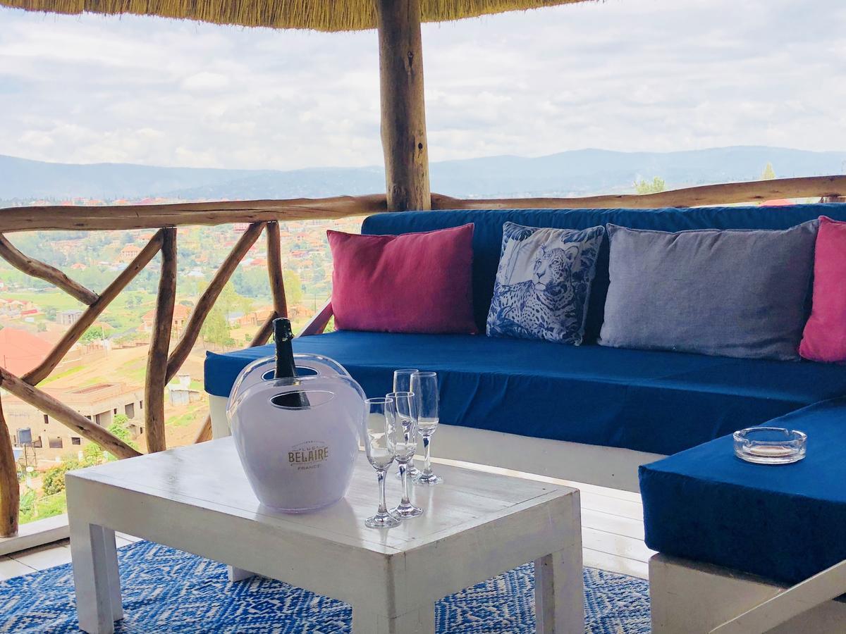 Pili Pili Boutique Hotel キガリ エクステリア 写真
