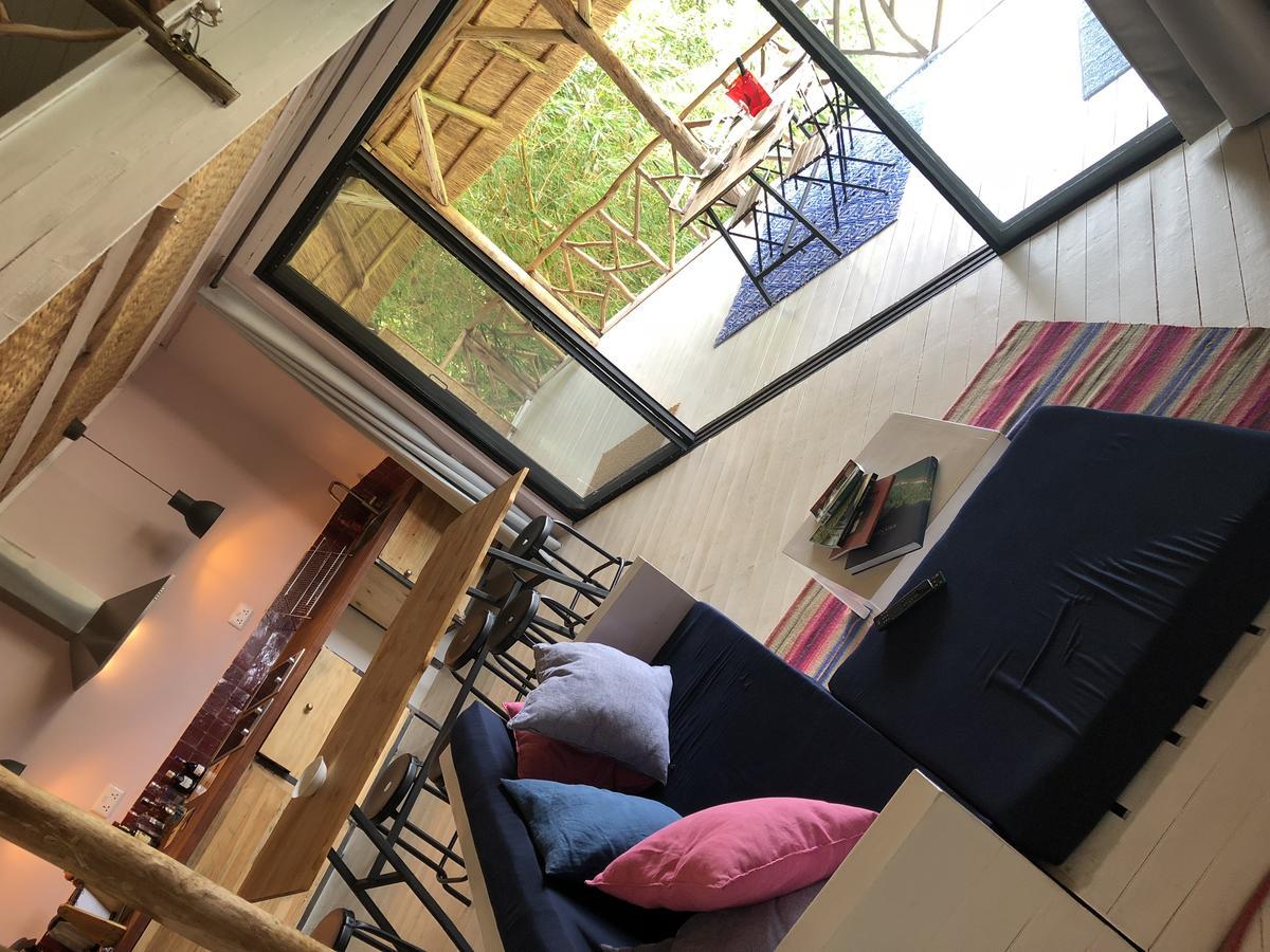 Pili Pili Boutique Hotel キガリ エクステリア 写真